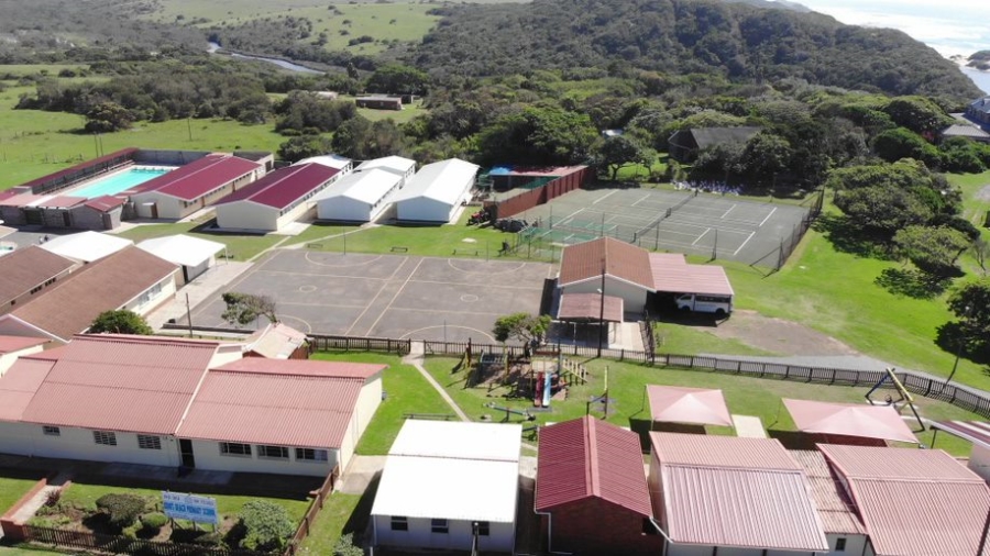 2 Bedroom Property for Sale in Kidds Beach Eastern Cape